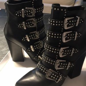 steve madden comet bootie